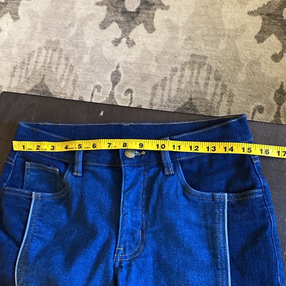 Super cute color block skinny jeans! - Picture 6 of 9